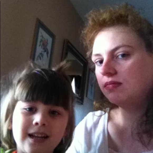 Meet your Posher, Amy - Picture 1 of 1